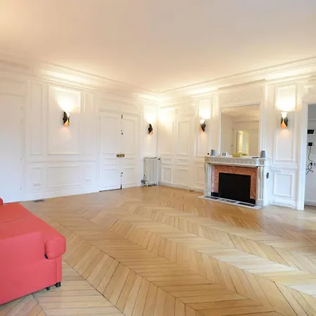 Magnificent And Spacious Apt With Balcony Daire Paris