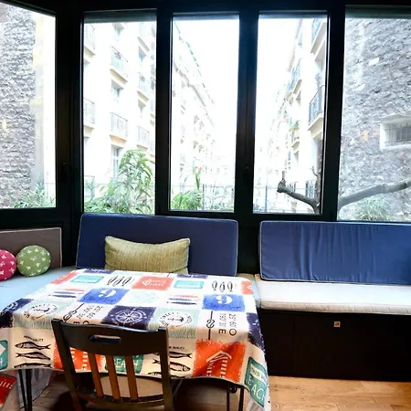 Magnificent And Spacious Apt With Balcony Daire *